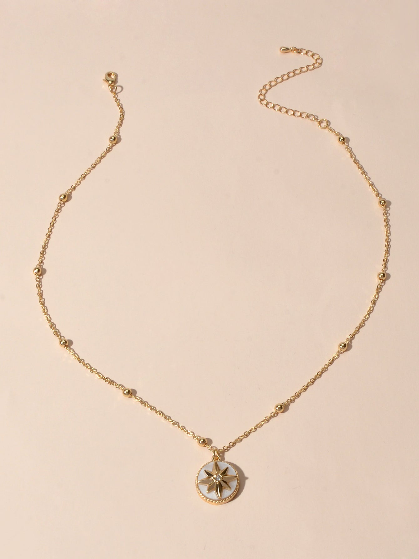 Unique Design Gold Chain Star Pattern Round Pendant Necklace Girl Birthday Gifts-2